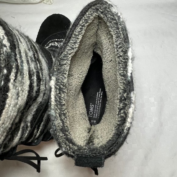 TOMS Nepal Mixed Woven Fleece Lined Suede Moccasin Boots - Picture 7 of 10